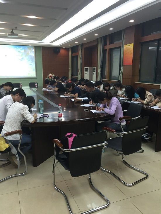 會萃堂系列活动之“高管面对面——对话高管,勇夺offer”讲座顺利举行