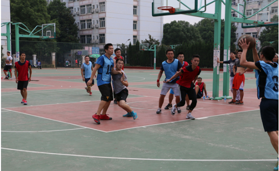 会计学院研一研二篮球对抗赛成功举办